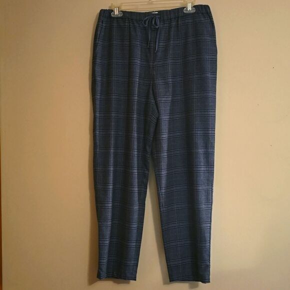 Treasure & Bond Women's size S Pull‎ on Blue Black Red Plaid Poly Blend Pants - Picture 1 of 9